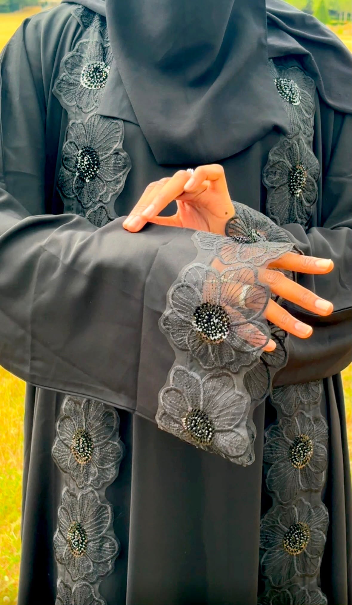 Abaya Zahra